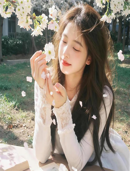 从技术角度看《白桦林的女巫 第二季》：特效技术的技术创新提升观影体验 提升电影工业的技术水平